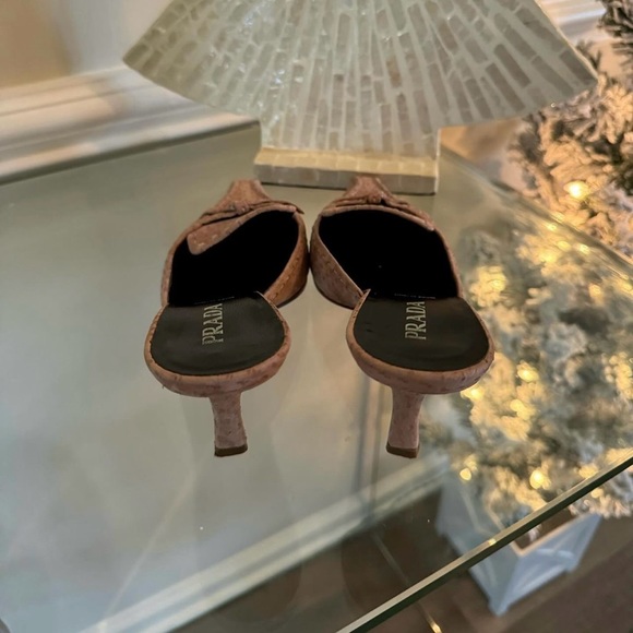 Prada - Rare Vintage Tan Ostrich Leather Mules - Picture 8 of 10